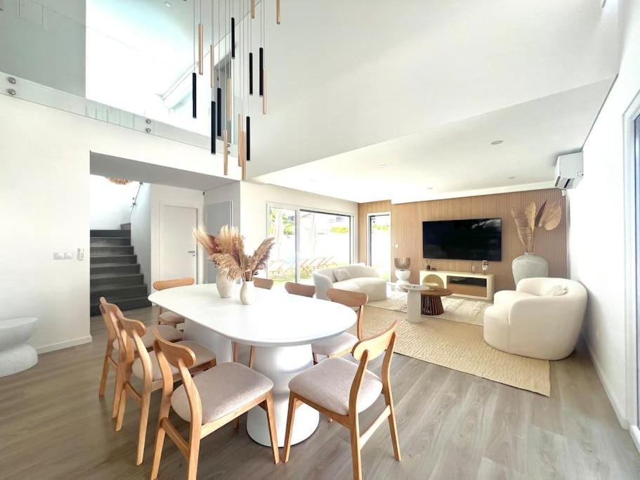 Casa Charli Lisboa-piscine Chauffee En Option Villa Aroeira (Setubal)